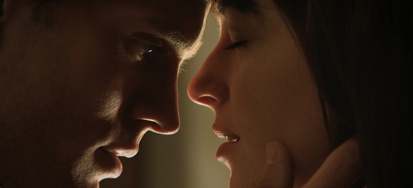 ซี๊ด ! Fifty Shades of Grey โชว์ฉากสยิวยิงยาว 20 นาที ซี๊ด ! Fifty Shades of Grey โชว์ฉากสยิวยิงยาว 20 นาที