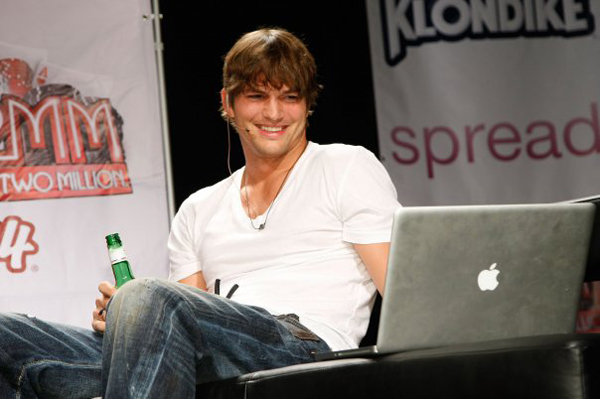 35 อาชีพไม่ธรรมดาของดาราสู้ชีวิต เผยเส้นทางก่อนเป็นดาวเด่นฮอลลีวูด 35 อาชีพไม่ธรรมดาของดาราสู้ชีวิต เผยเส้นทางก่อนเป็นดาวเด่นฮอลลีวูด