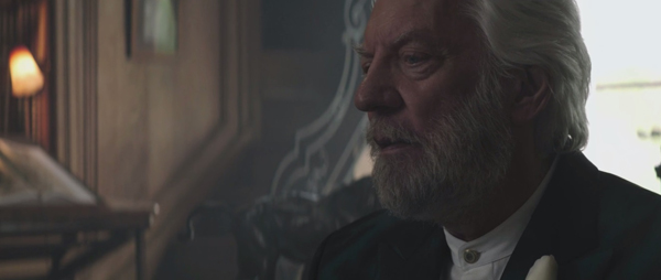 ฉากที่ถูกตัดทิ้งจาก Mockingjay Part 1 เกิดอะไรขึ้นต้องดู ! ฉากที่ถูกตัดทิ้งจาก Mockingjay Part 1 เกิดอะไรขึ้นต้องดู !