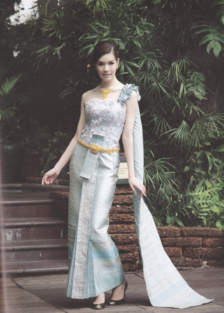 ชุดแต่งงานไทย ชุดแต่งงานไทย