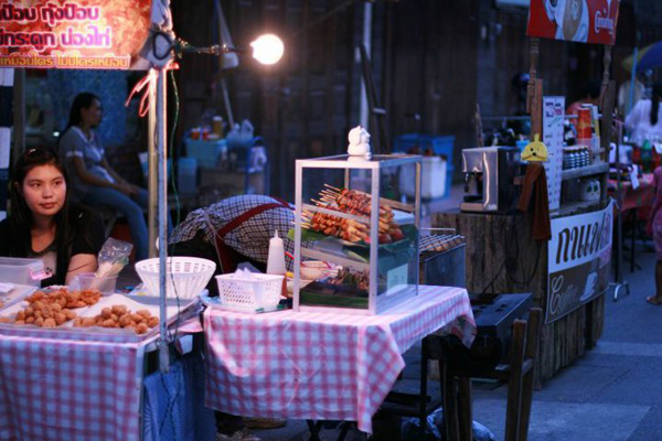 กาดกองต้า กาดกองต้า