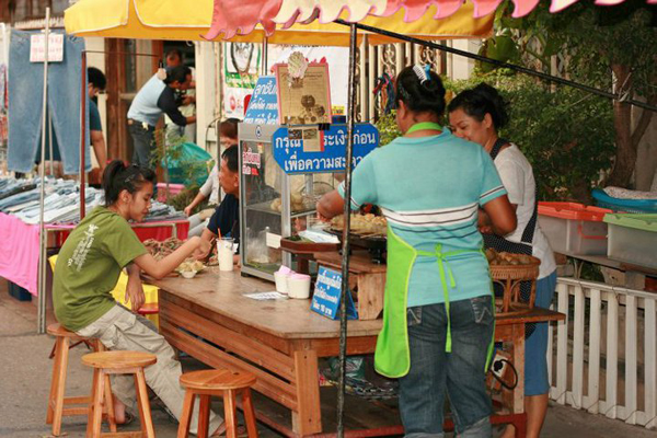 กาดกองต้า กาดกองต้า