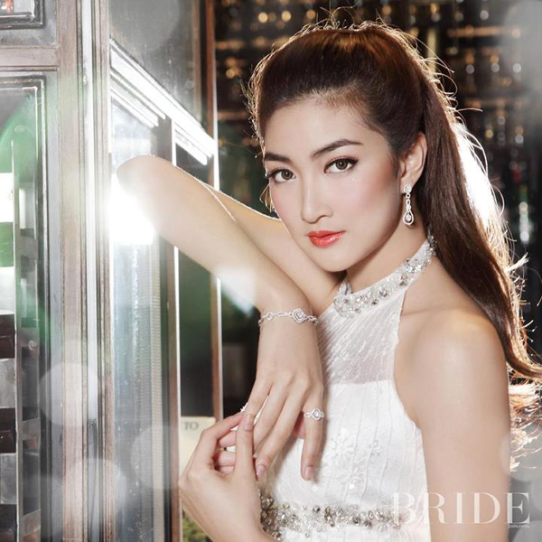 ชุดแต่งงาน ชุดแต่งงาน