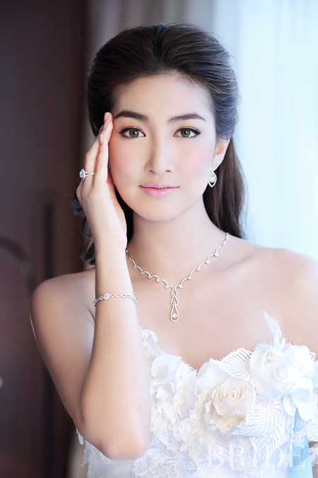 ชุดแต่งงาน ชุดแต่งงาน