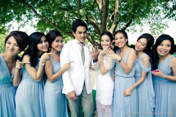 ชุดเพื่อนเจ้าสาว ชุดเพื่อนเจ้าสาว