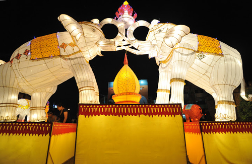 ยี่เป็งเชียงใหม่ 2555 ยี่เป็งเชียงใหม่ 2555