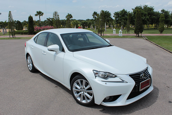 Lexus IS 300 h Lexus IS 300 h