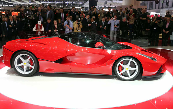 LaFerrari 2013 class= LaFerrari 2013