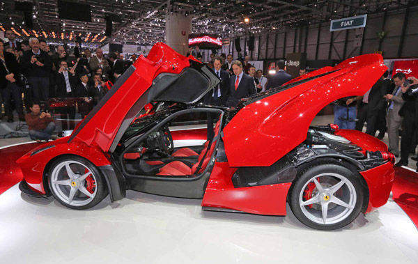 LaFerrari 2013 class= LaFerrari 2013