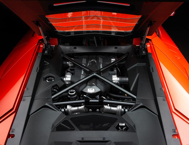 Aventador LP 700-4 Aventador LP 700-4