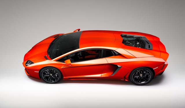 Aventador LP 700-4 Aventador LP 700-4