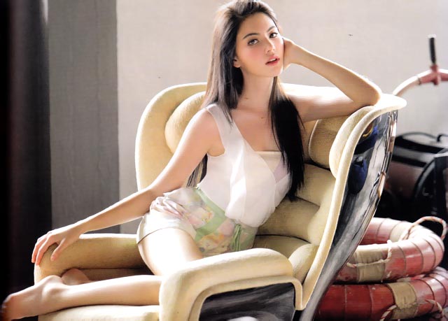 ใหม่ ดาวิกา in magazine ตุลาคม ใหม่ ดาวิกา in magazine ตุลาคม