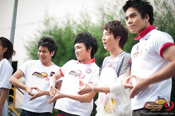 นักล่าฝันทั้ง 12 คน ใน af 9 นักล่าฝันทั้ง 12 คน ใน af 9