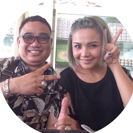 ตั๊กแตน ชลดา ย้อมผมสีเทา ลุคใหม่ไฉไลมั้ยคะ