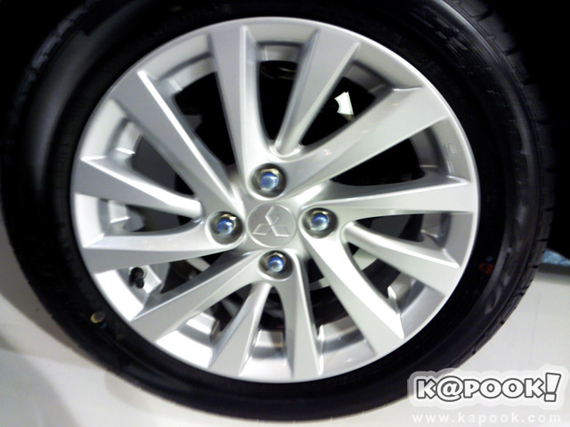 Mitsubishi Attrage Mitsubishi Attrage