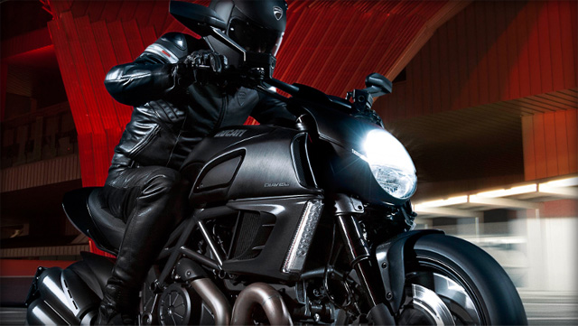 Ducati Diavel Dark Ducati Diavel Dark