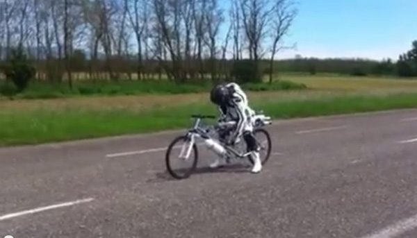 จักรยานติดไอพ่น จักรยานติดไอพ่น