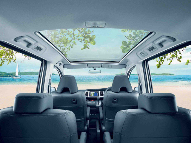 Honda Step Wagon Spada 2013 Honda Step Wagon Spada 2013
