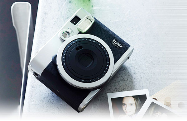 Fujifilm Instax mini 90 Neo Classic Fujifilm Instax mini 90 Neo Classic