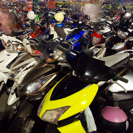 ตลาดรถจักรยานยนต์ปี 56 ตลาดรถจักรยานยนต์ปี 56