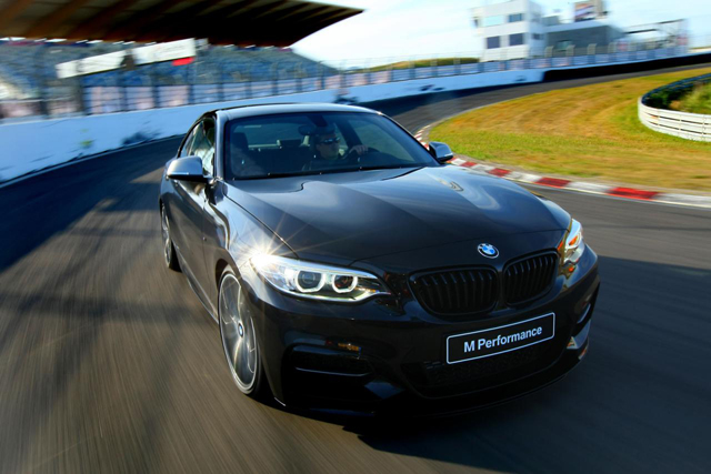 BMW M235i Track Edition BMW M235i Track Edition