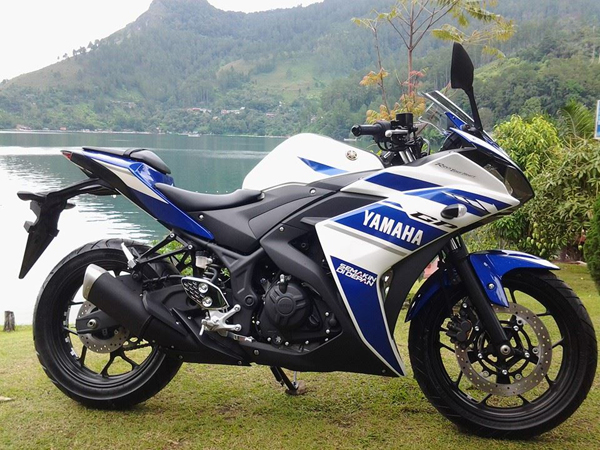 Yamaha R25 Yamaha R25