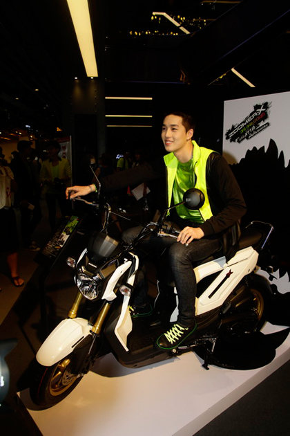 Zoomer X Zoomer X
