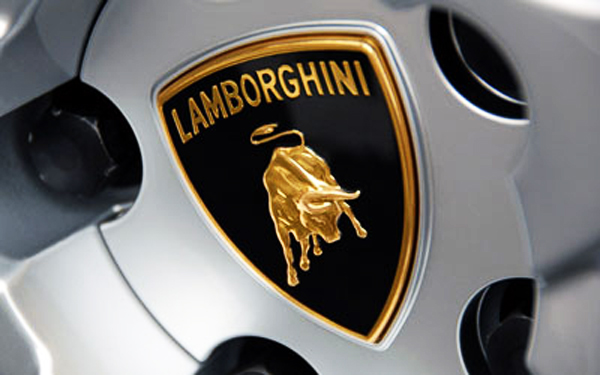 Lamborghini กระทิงดุ ตราสัญลักษณ์ของรถ Lamborghini