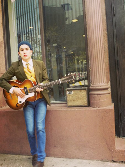 แอมมี่ The Bottom Blues แอมมี่ The Bottom Blues