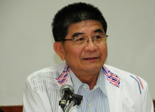 สธ. กักตัวสาววัย 24 ไข้สูง เสี่ยงอีโบลา เดินทางมาจากกินี สธ. กักตัวสาววัย 24 ไข้สูง เสี่ยงอีโบลา เดินทางมาจากกินี