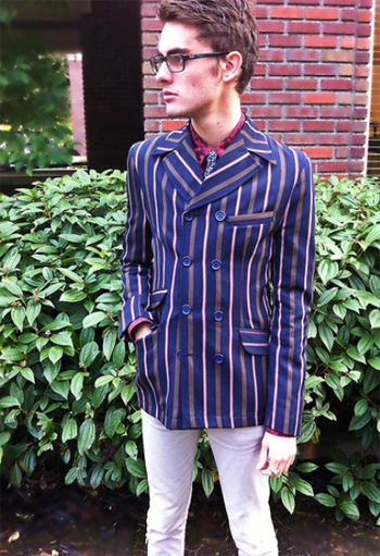 สูทลายตรง สูทลายตรง