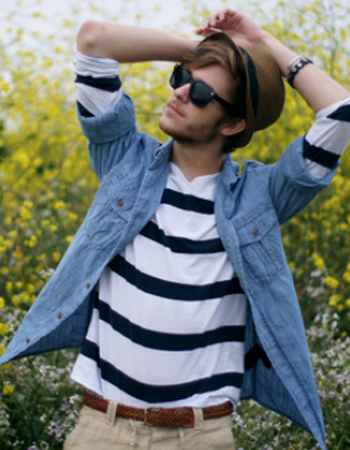 เสื้อผ้าผู้ชายลายขวาง เสื้อผ้าผู้ชายลายขวาง