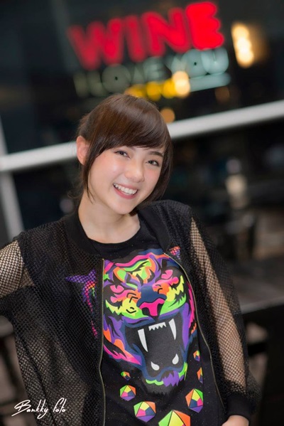 เน็ตไอดอล เน็ตไอดอล