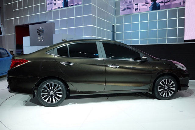 2013 Honda Crider Sedan 2013 Honda Crider Sedan