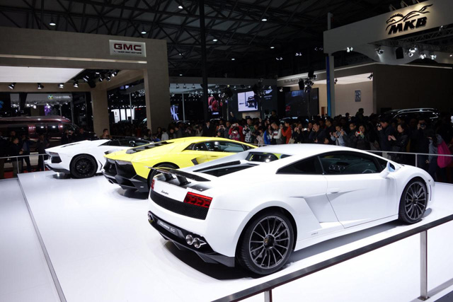 Lamborghini Aventador LP 720-4 50 Anniversario Lamborghini Aventador LP 720-4 50 Anniversario