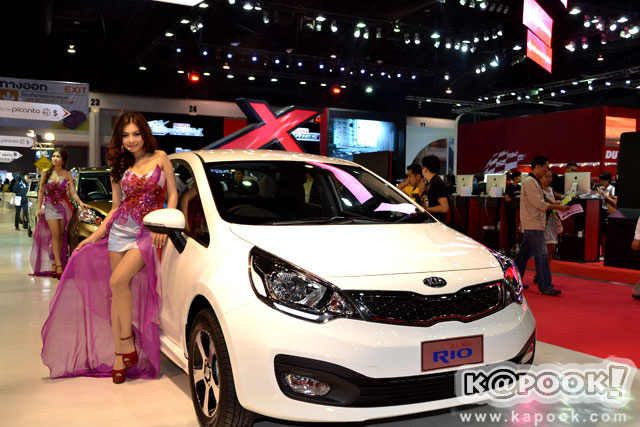 Kia Rio ซีดาน Kia Rio ซีดาน