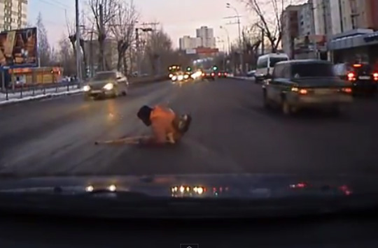 น้ำใจบนท้องถนน น้ำใจบนท้องถนน