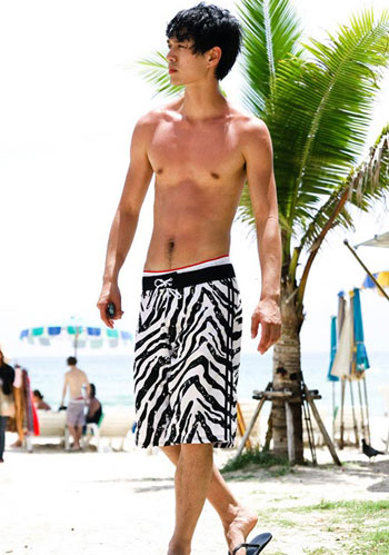 เเฟชั่นชุดว่ายน้ำ เเฟชั่นชุดว่ายน้ำ