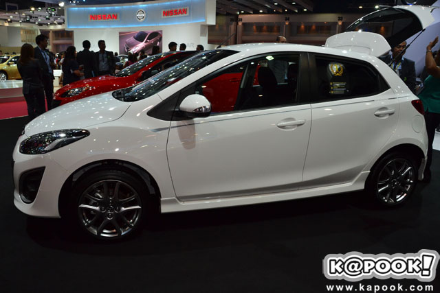 มาสด้า 2 ลิมิเต็ด เอดิชั่น มาสด้า 2 ลิมิเต็ด เอดิชั่น