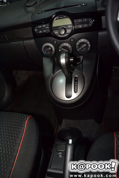 มาสด้า 2 ลิมิเต็ด เอดิชั่น มาสด้า 2 ลิมิเต็ด เอดิชั่น