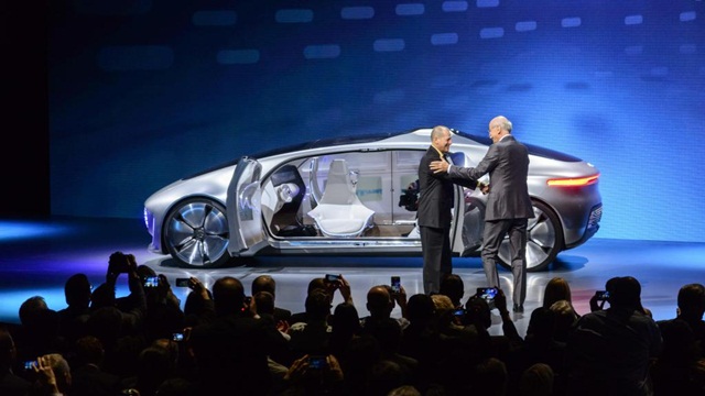Mercedes F 015 Luxury in Motion Mercedes F 015 Luxury in Motion