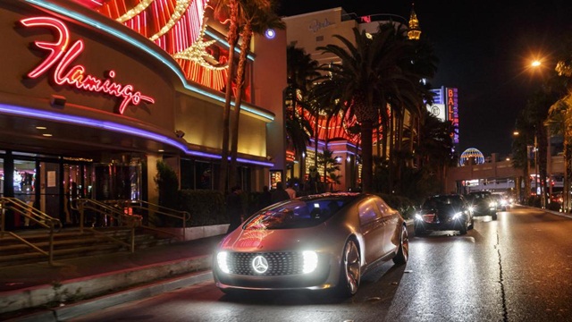 Mercedes F 015 Luxury in Motion Mercedes F 015 Luxury in Motion