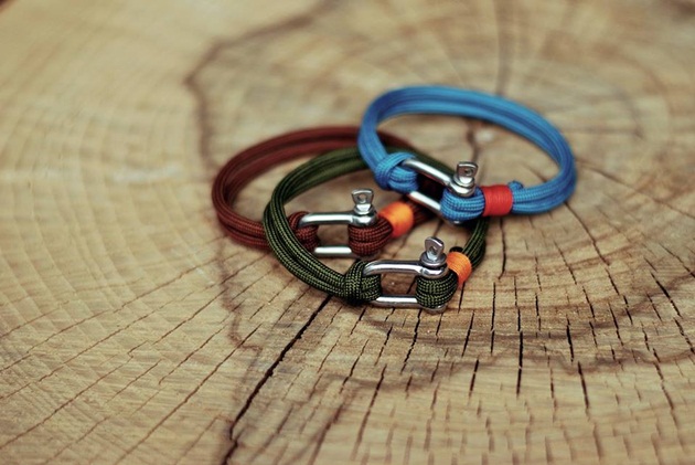 สร้อยข้อมือ เท่ๆ สร้อยข้อมือ เท่ๆ