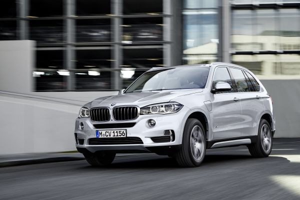 BMW X5 xDrive40e BMW X5 xDrive40e