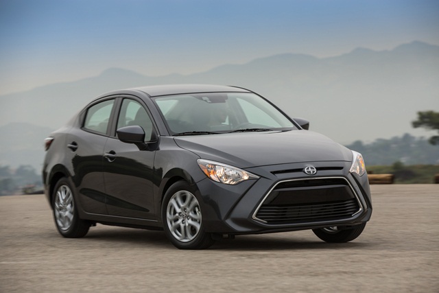 Scion iA Scion iA