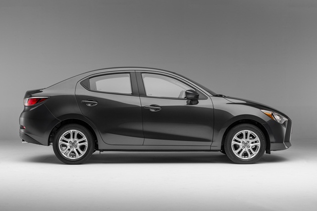 Scion iA Scion iA
