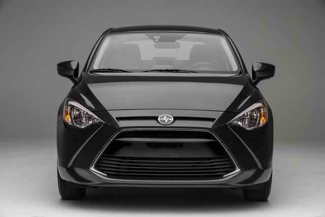 Scion iA Scion iA