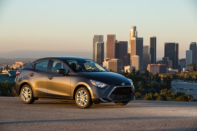 Scion iA Scion iA