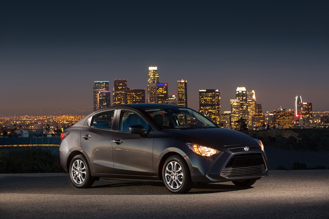 Scion iA Scion iA
