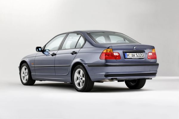 BMW ซีรีย์ 3 BMW ซีรีย์ 3